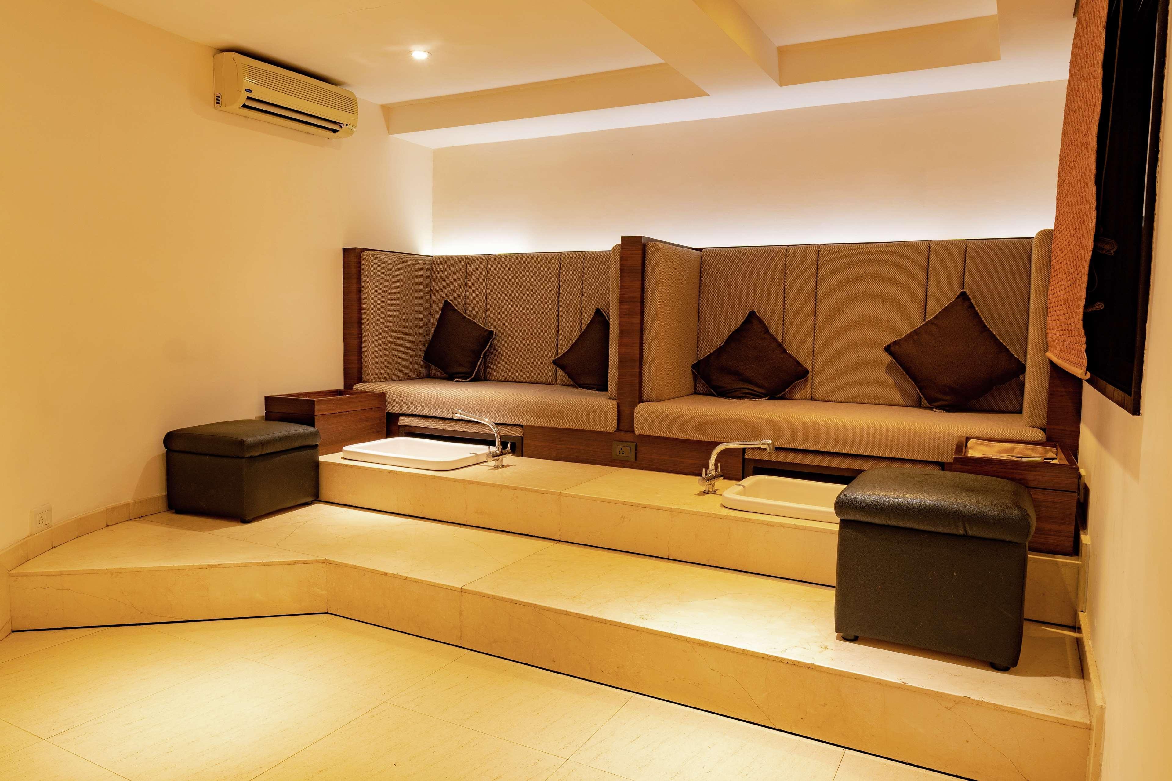Doubletree By Hilton Hotel Goa - Arpora - Baga Exteriör bild