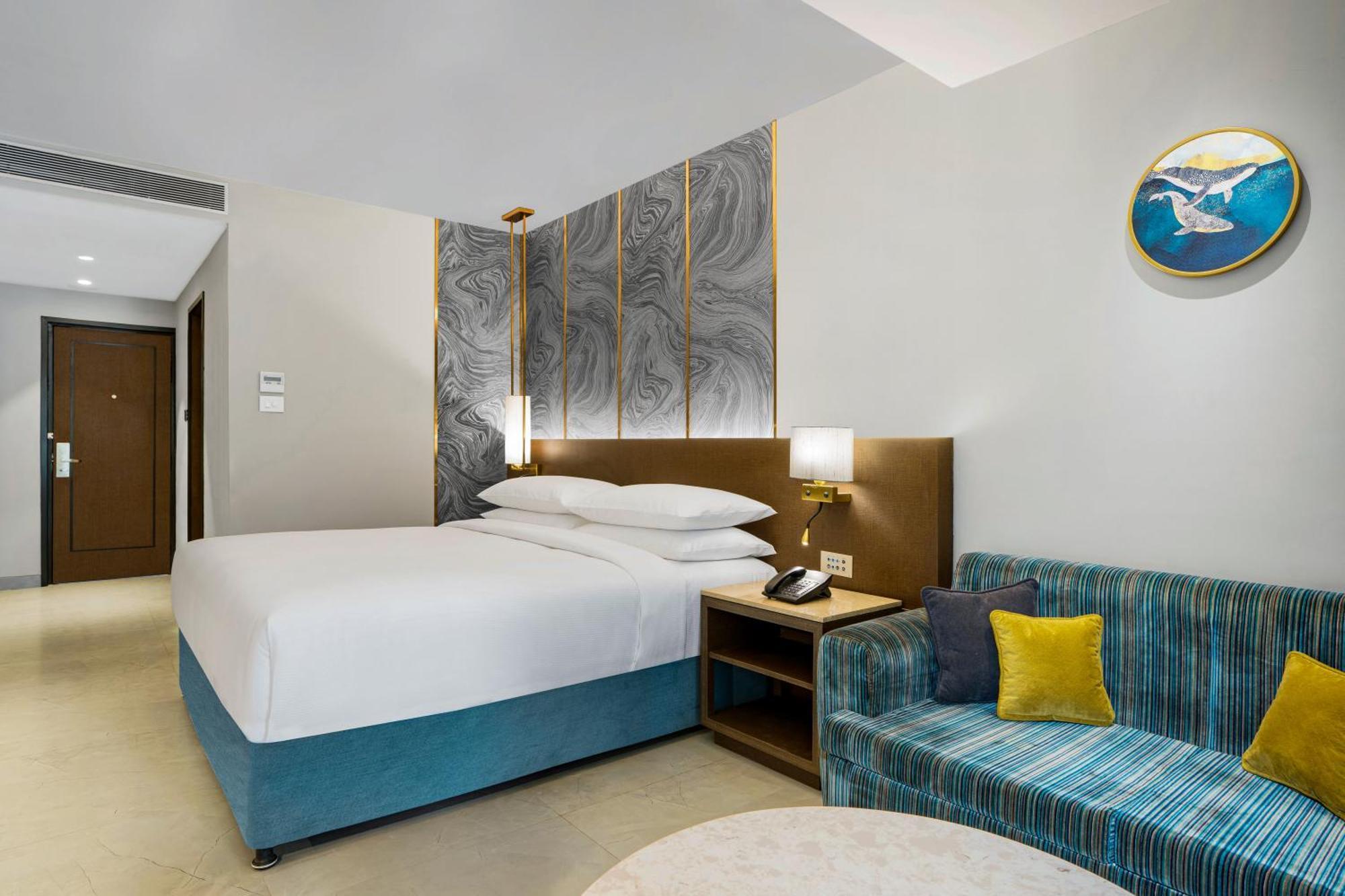 Doubletree By Hilton Hotel Goa - Arpora - Baga Exteriör bild