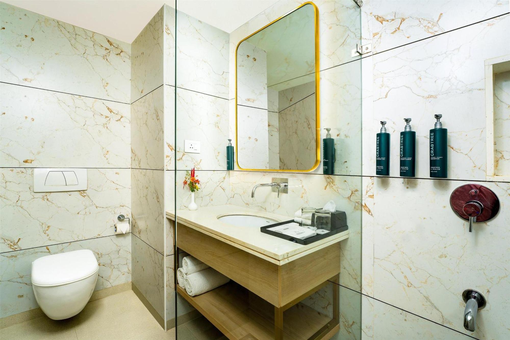 Doubletree By Hilton Hotel Goa - Arpora - Baga Exteriör bild